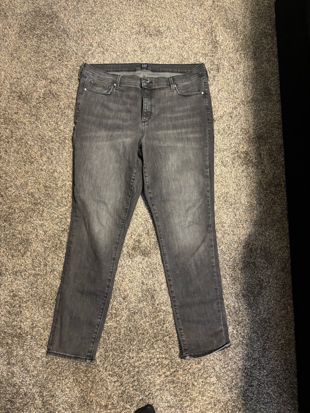 GAP Women's Faded Black Skinny Jeans